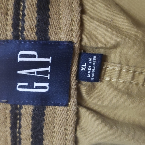 Gap Drawstring Khaki Men's Pull-on Shorts size XL EUC! - Picture 2 of 5